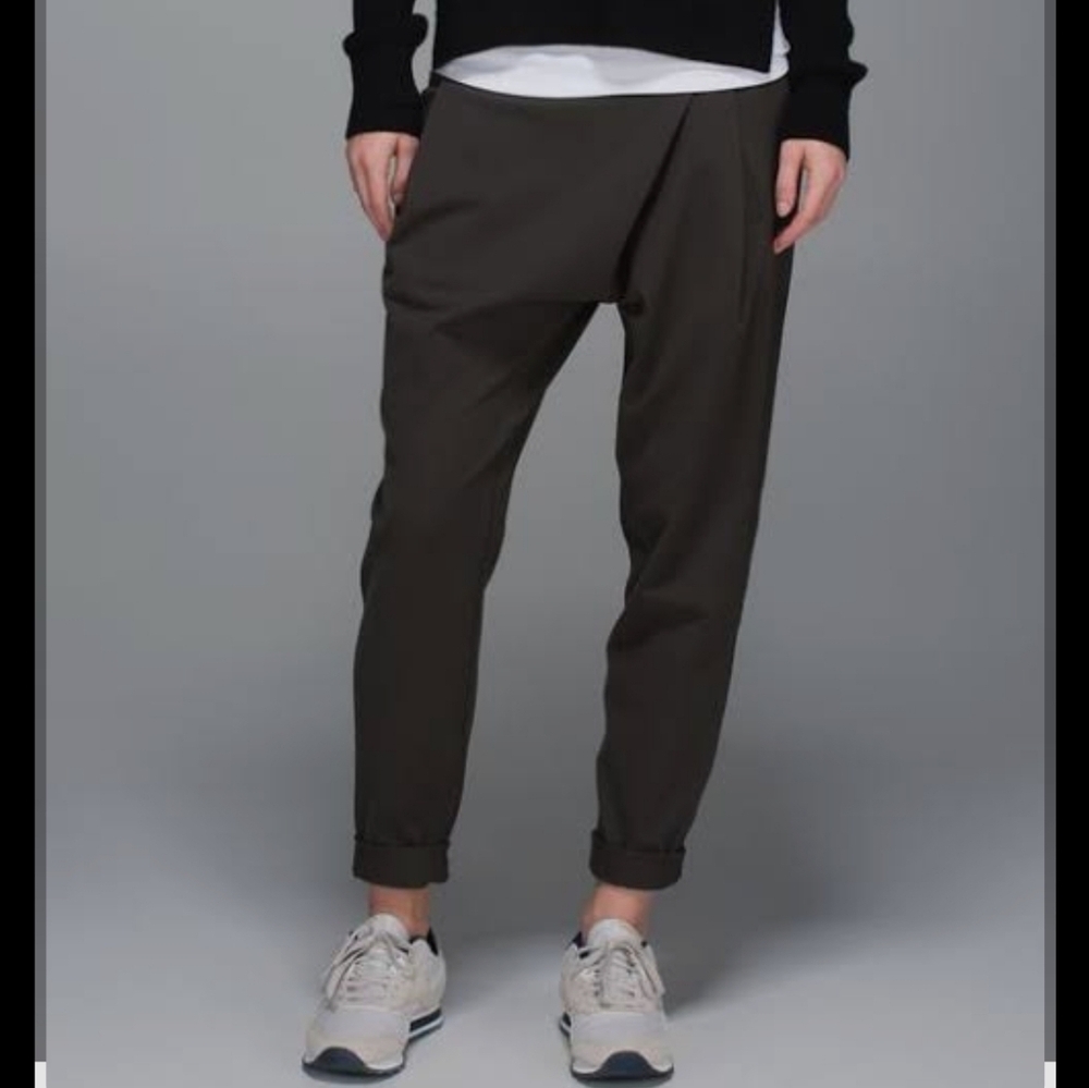 Zara Yogi Charcoal Gray Trousers Set